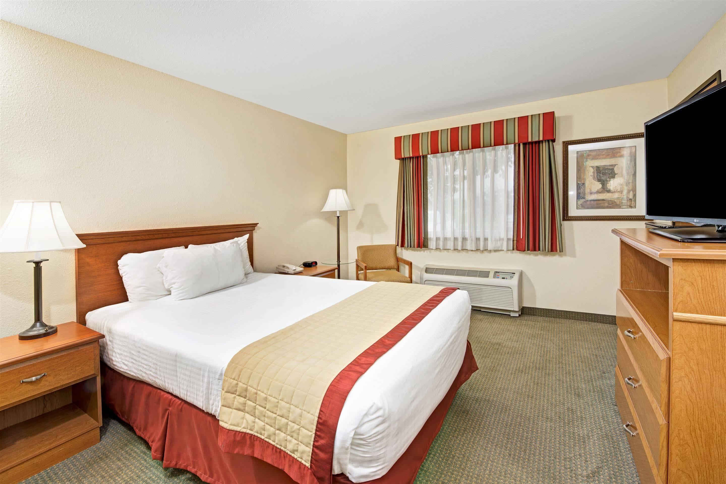 Hotel Baymont By Wyndham Indianapolis Zewnętrze zdjęcie