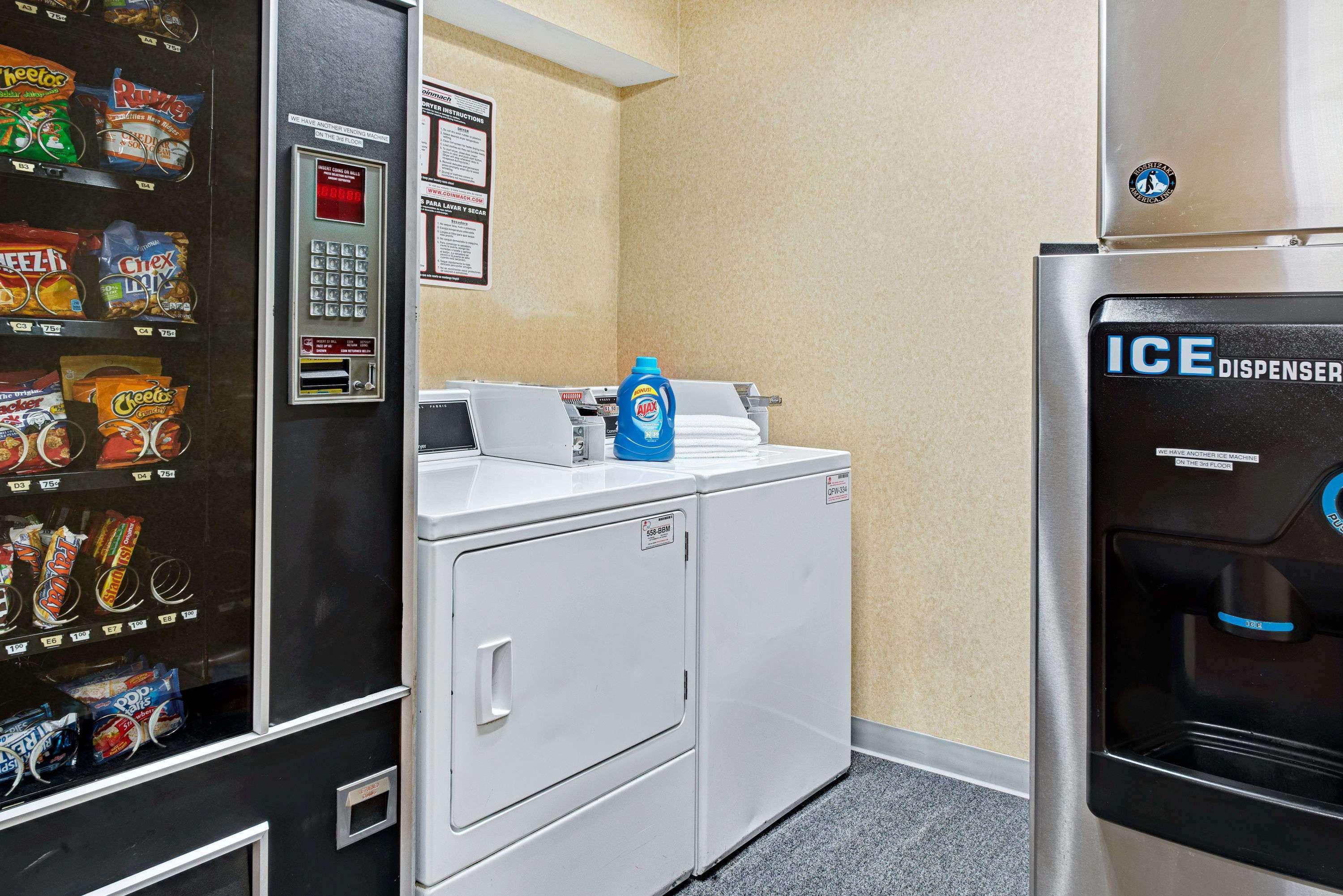 Hotel Baymont By Wyndham Indianapolis Zewnętrze zdjęcie
